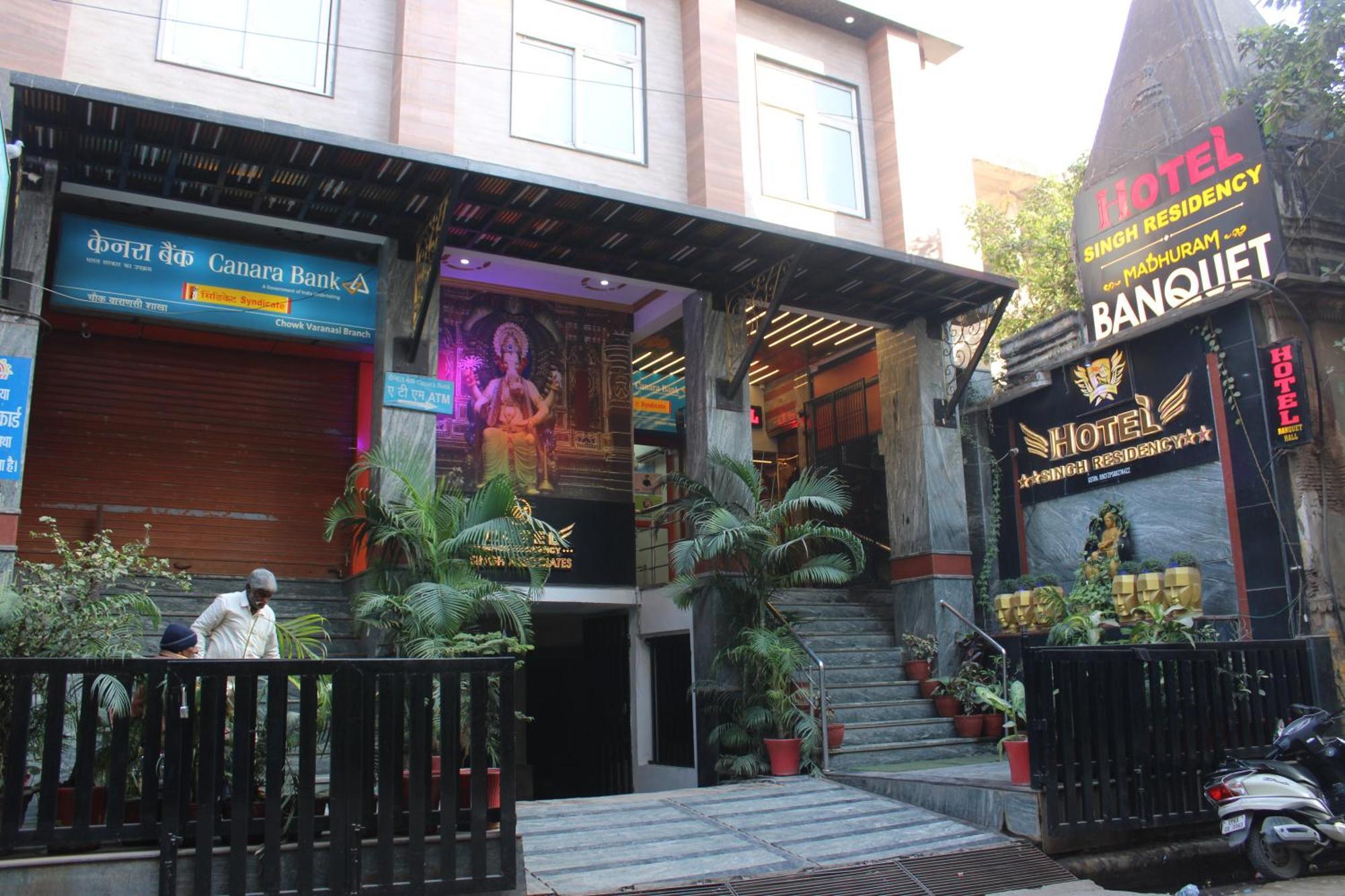 Hotel Singh Residency Váránaszi Kültér fotó